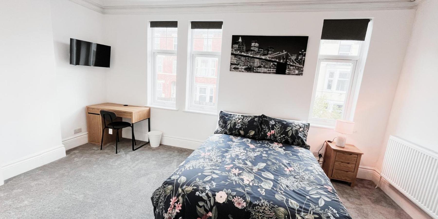 Spacious Room In Modern House Near นอตติงแฮม ภายนอก รูปภาพ